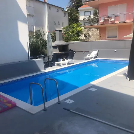 Apartment Vuko *