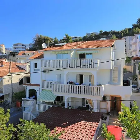 Apartment Vuko *